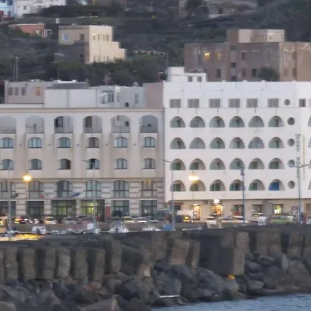 Yacht Marina