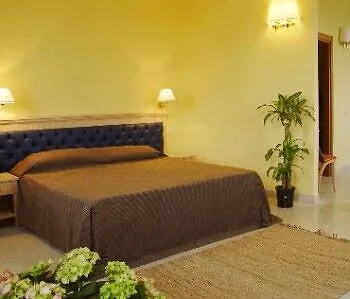 Hotel Yacht Marina 3*